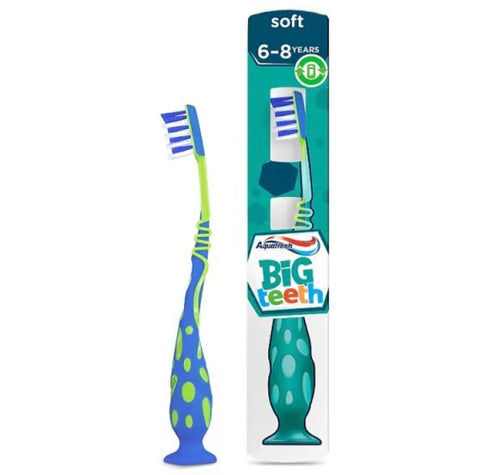 Aquafresh Kids Toothbrush for children aged 6-8 years_ Green & Blue